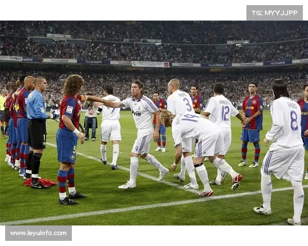 皇马巴萨主席球场会面，关系僵持引媒体聚焦